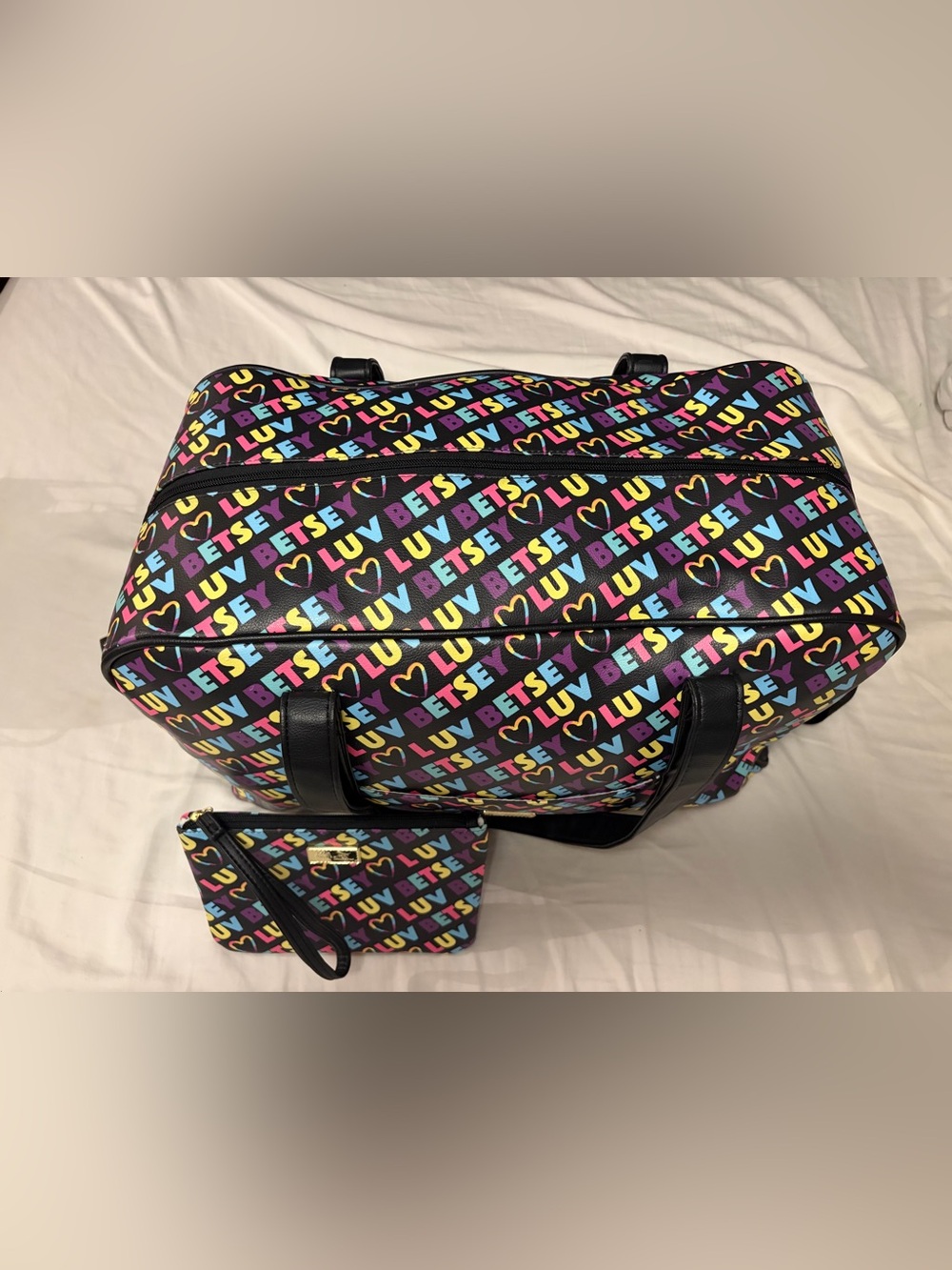 Betsey Johnson Weekender and Wrislet (2 Pieces) Multicolor LUV Logo - Picture 2 of 13